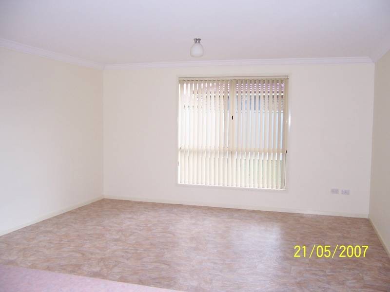 11 Hannah Place, Worrigee NSW 2540