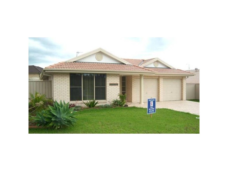 8 Warrigal Street, Worrigee NSW 2540