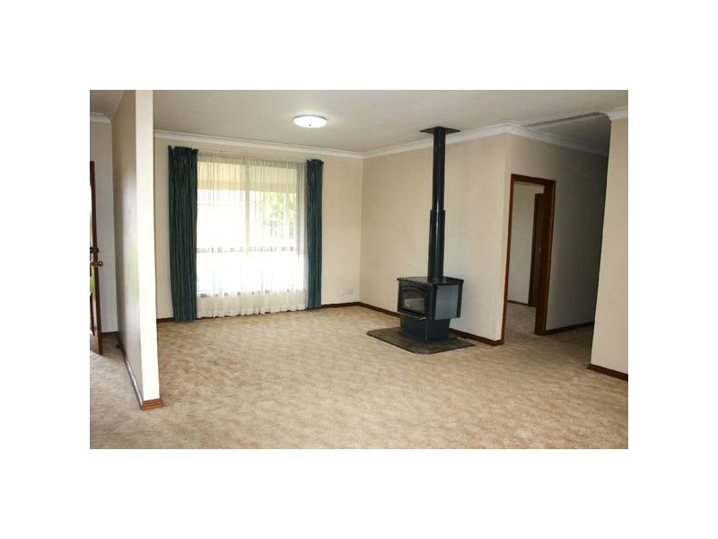 264B Princes Highway, Meroo Meadow NSW 2540