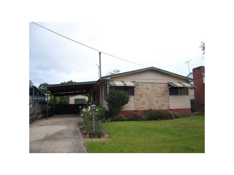 12 Ernest Street, Nowra NSW 2541