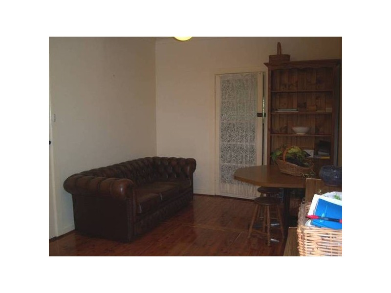475 Princes Highway, Bomaderry NSW 2541