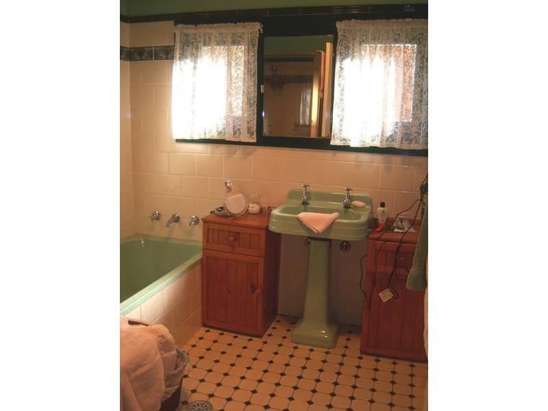 475 Princes Highway, Bomaderry NSW 2541