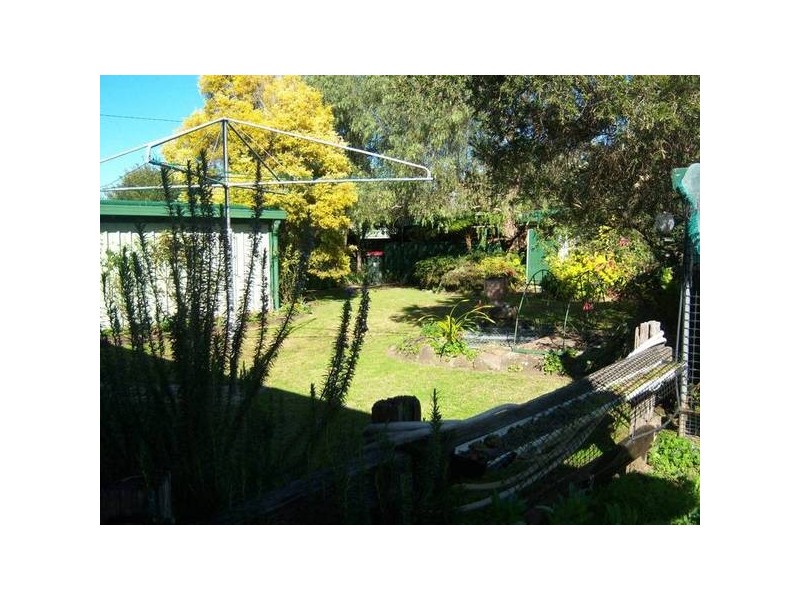 475 Princes Highway, Bomaderry NSW 2541