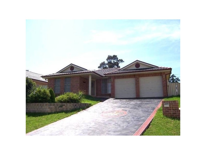 79 Burradoo Crescent, Nowra NSW 2541