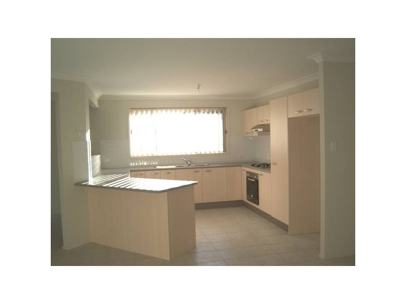 5 The Garden Walk, Worrigee NSW 2540