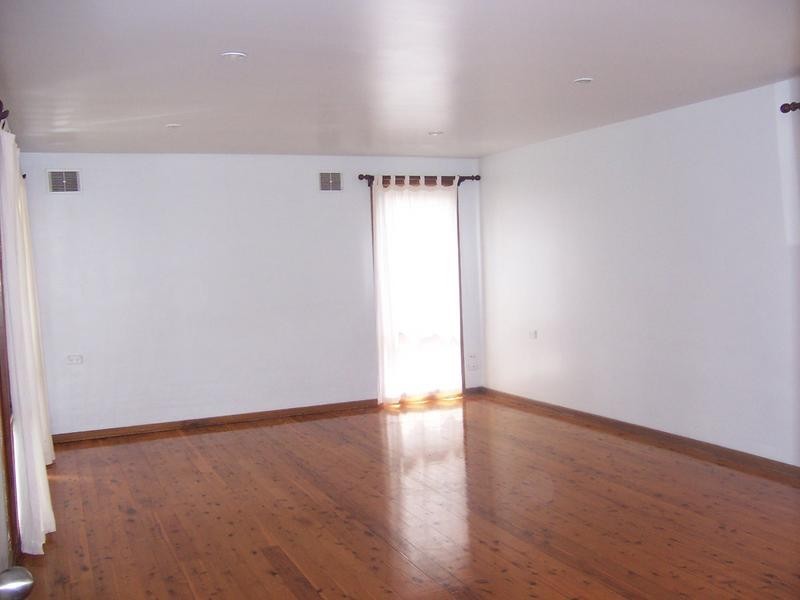 48 Wondalga Crescent, Nowra NSW 2541