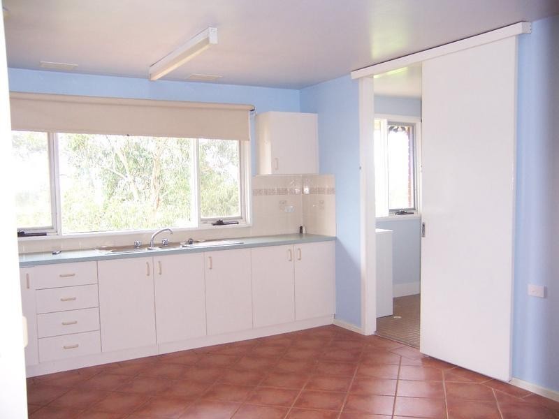 48 Wondalga Crescent, Nowra NSW 2541