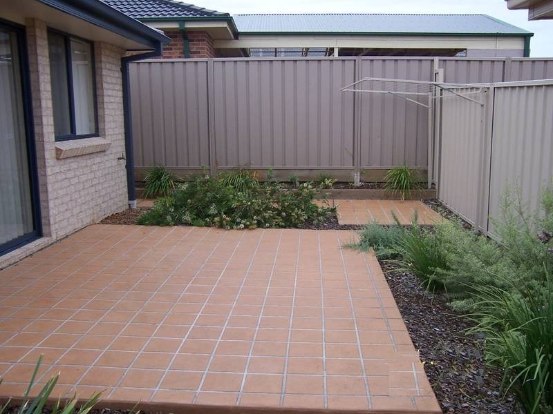 1/35 Sophia Road, Worrigee NSW 2540