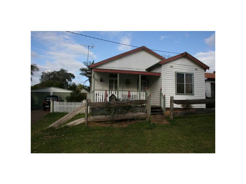 2 Osborne Street, Nowra NSW 2541