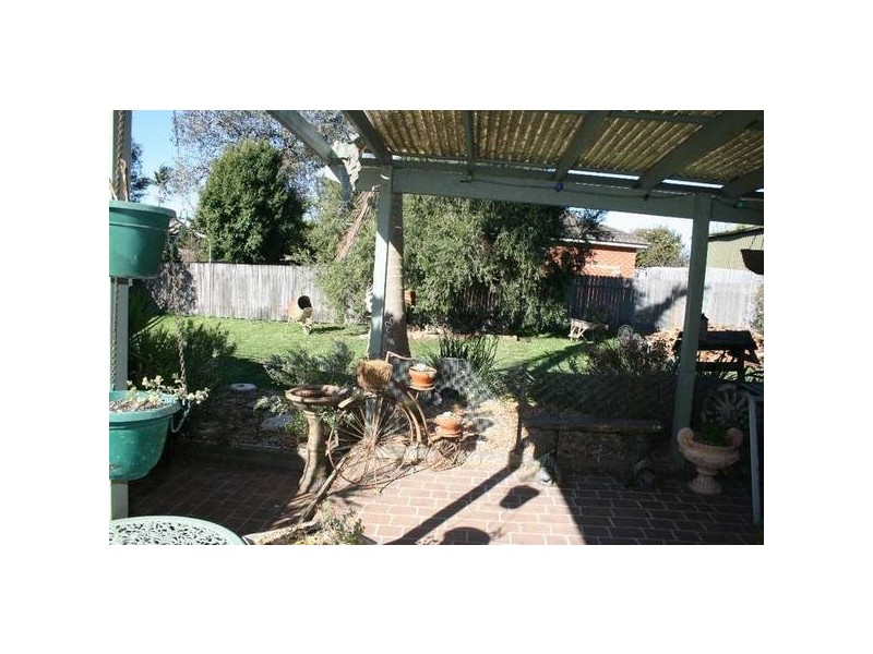 2 Osborne Street, Nowra NSW 2541