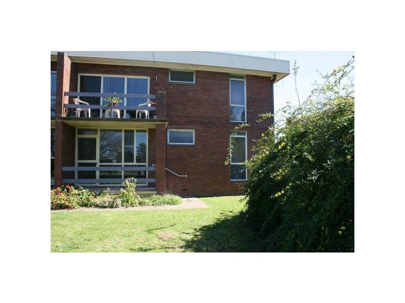 2/13 Ferry Lane, Nowra NSW 2541