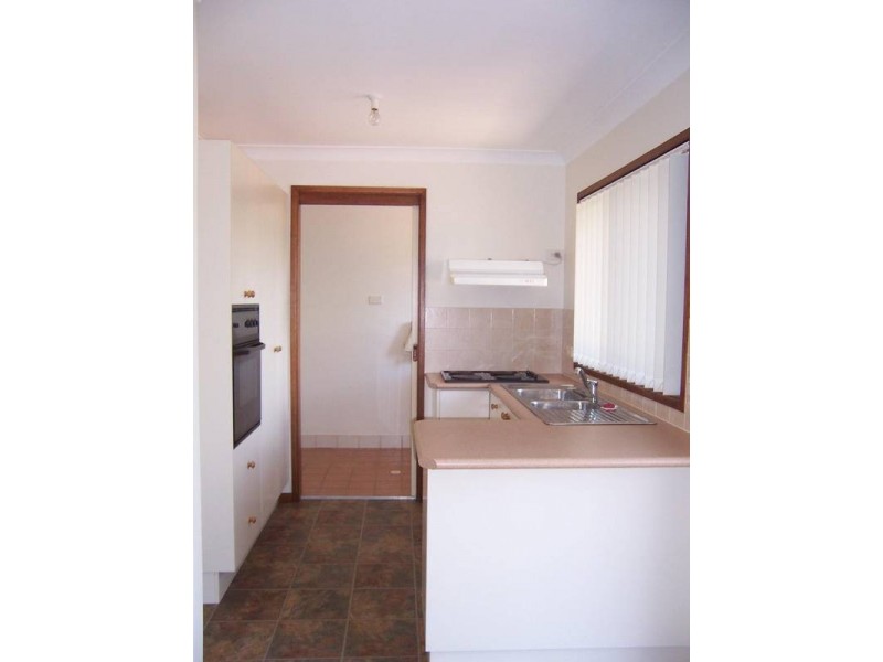 2/105 Greenbank Grove, Culburra Beach NSW 2540