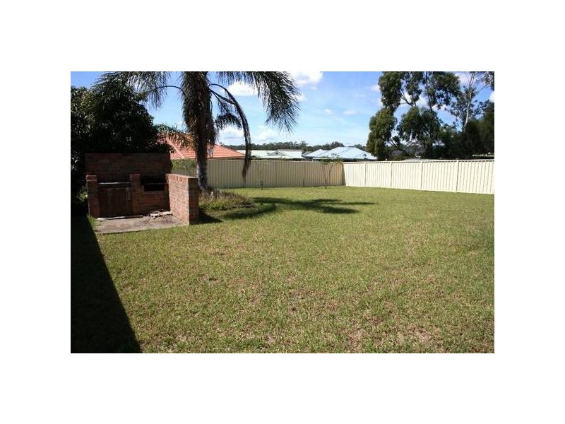 11 Arthur Street, Worrigee NSW 2540