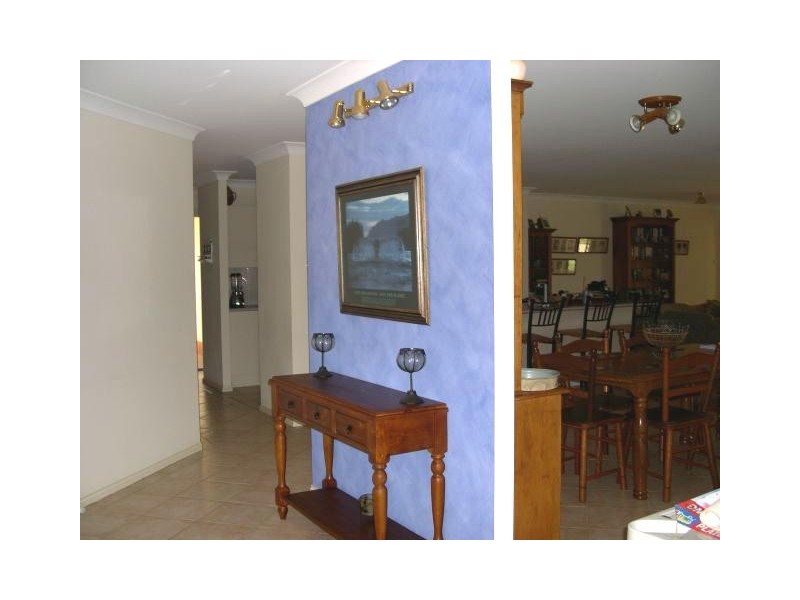 4 Pella Crescent, Worrigee NSW 2540