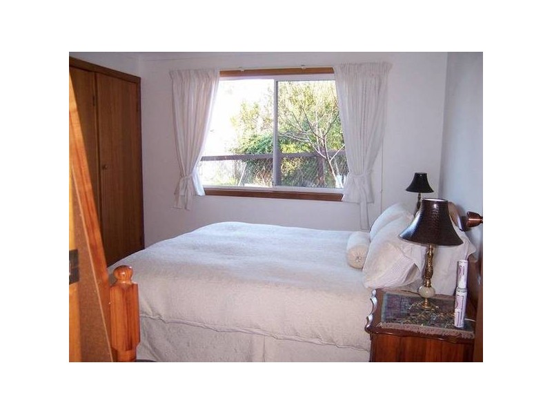 2/101 Yalwal Road, Nowra NSW 2541