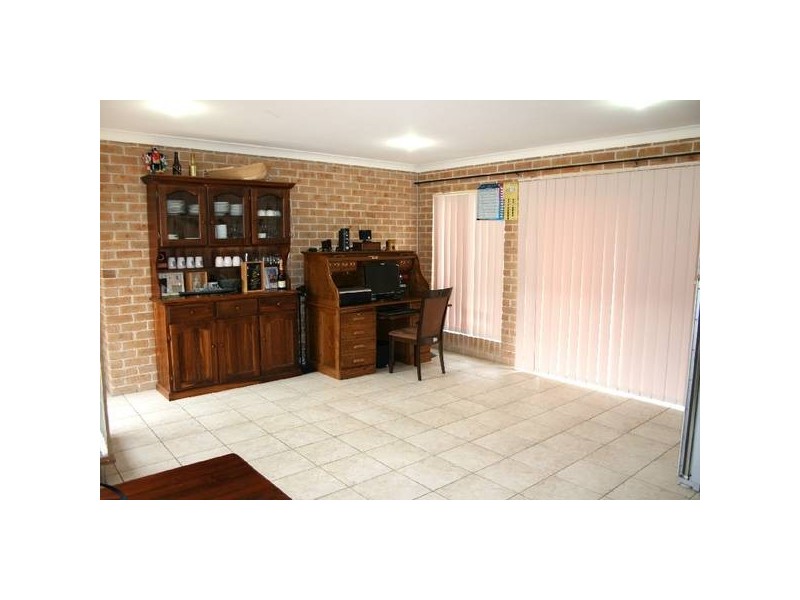 7 Gardenia Crescent, Bomaderry NSW 2541