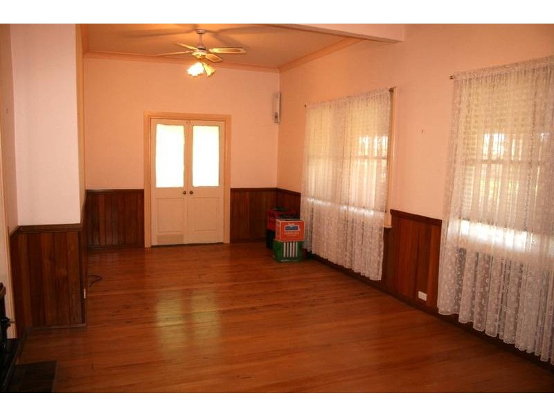 9 Osborne Street, Nowra NSW 2541