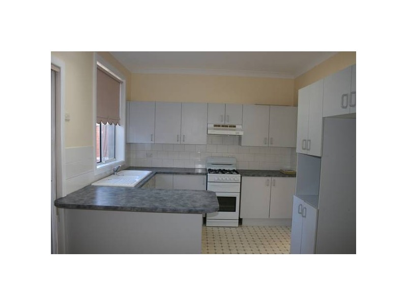 30 Tanang Street, Bomaderry NSW 2541
