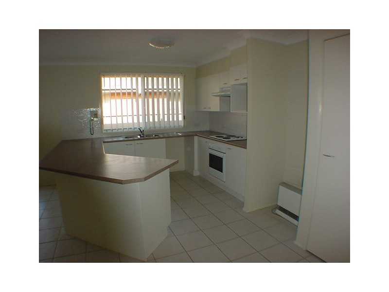 26 Gardenia Crescent, Bomaderry NSW 2541