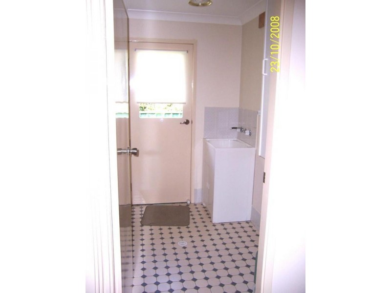 4/3 Harbour Boulevarde, Bomaderry NSW 2541