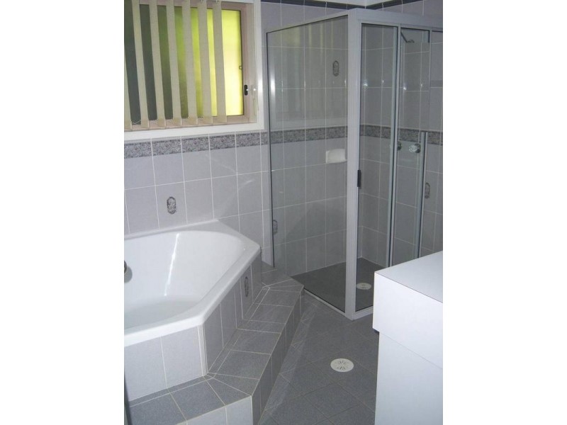 52 Yurunga Drive, North Nowra NSW 2541