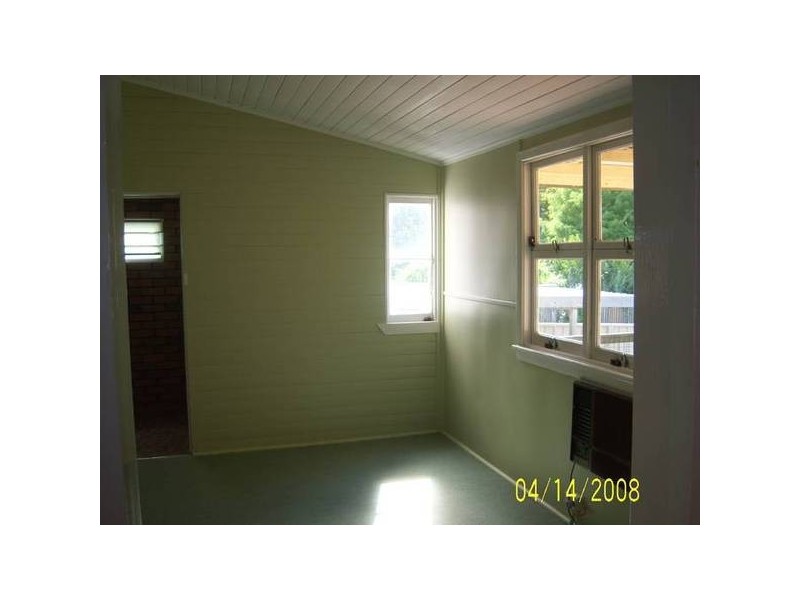 90 Shoalhaven Street, Nowra NSW 2541