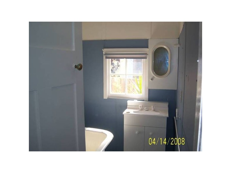 90 Shoalhaven Street, Nowra NSW 2541