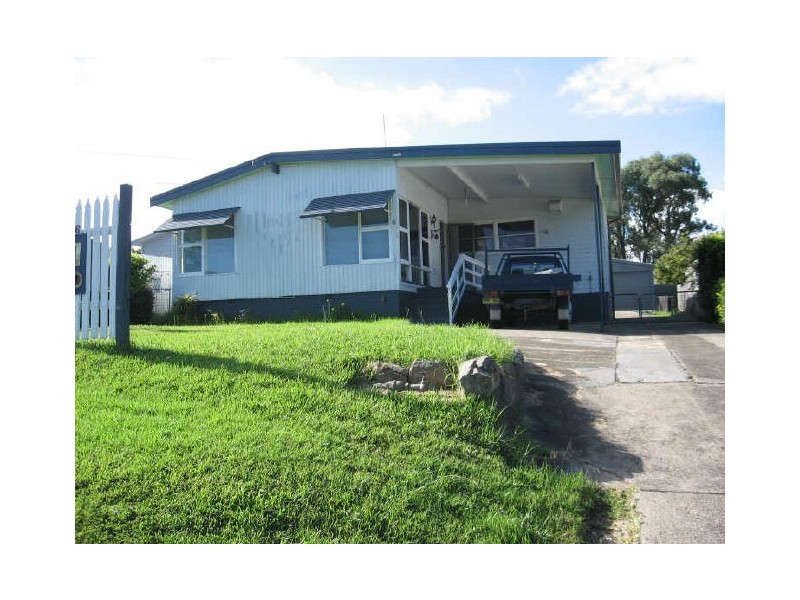 6 Albatross Road, Nowra NSW 2541