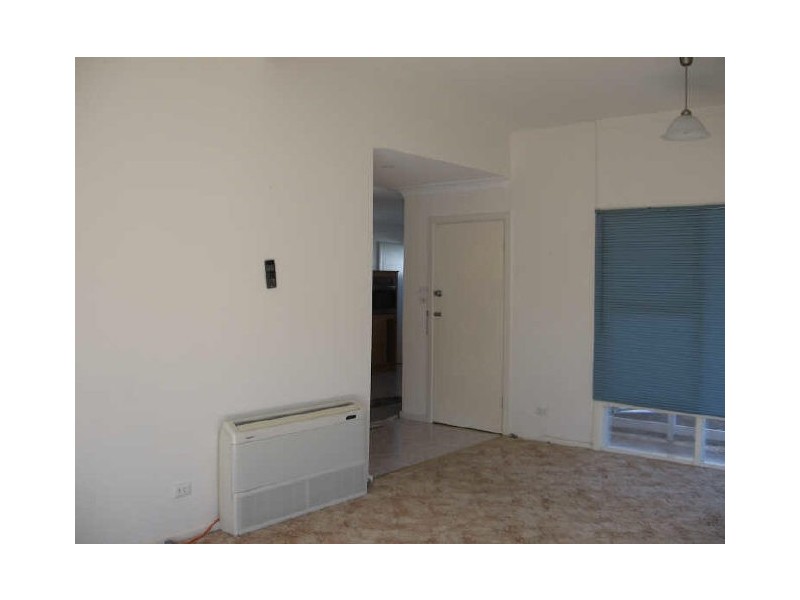 6 Albatross Road, Nowra NSW 2541