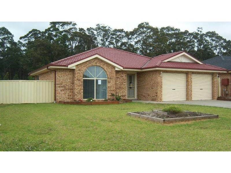 13 Jewel Street, Worrigee NSW 2540