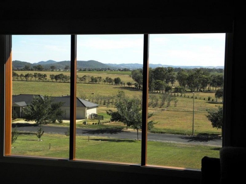 28 Robert Hoddle Grove, Mudgee NSW 2850