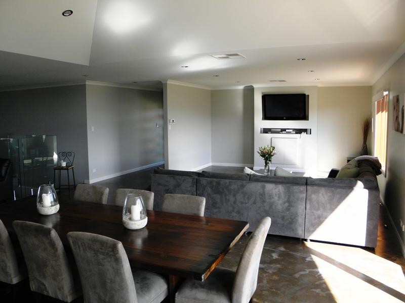 28 Robert Hoddle Grove, Mudgee NSW 2850