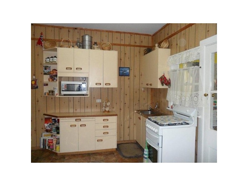 11 Cox Lane, Coolah NSW 2843