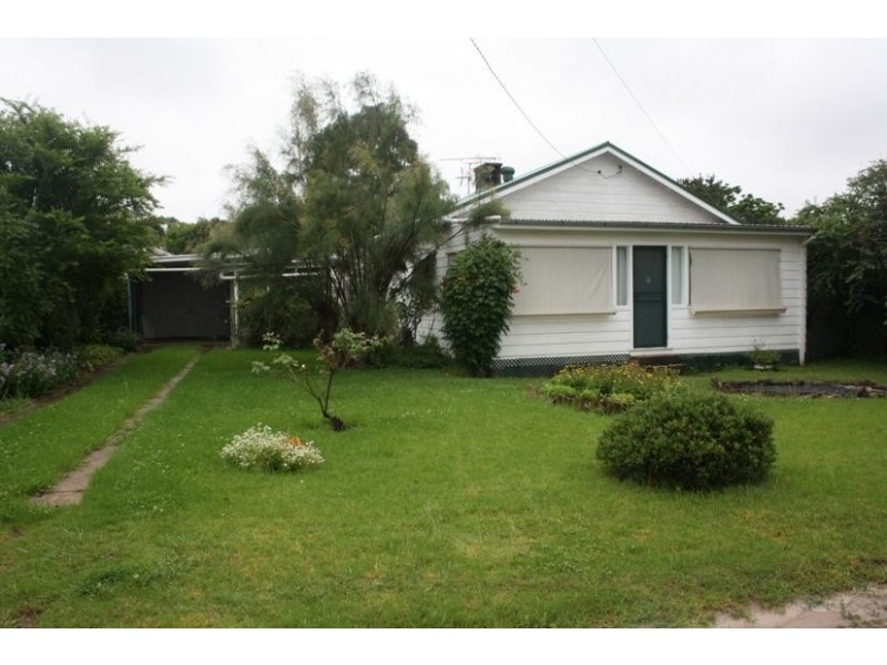 11 Cox Lane, Coolah NSW 2843