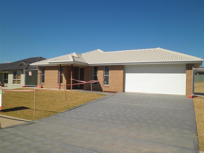 90 White Circle, Mudgee NSW 2850