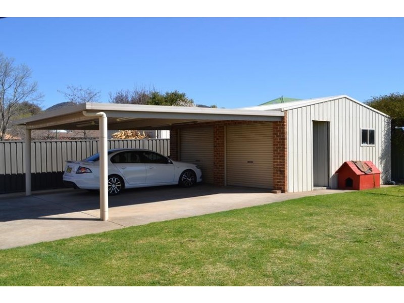 16 Melton Road, Mudgee NSW 2850
