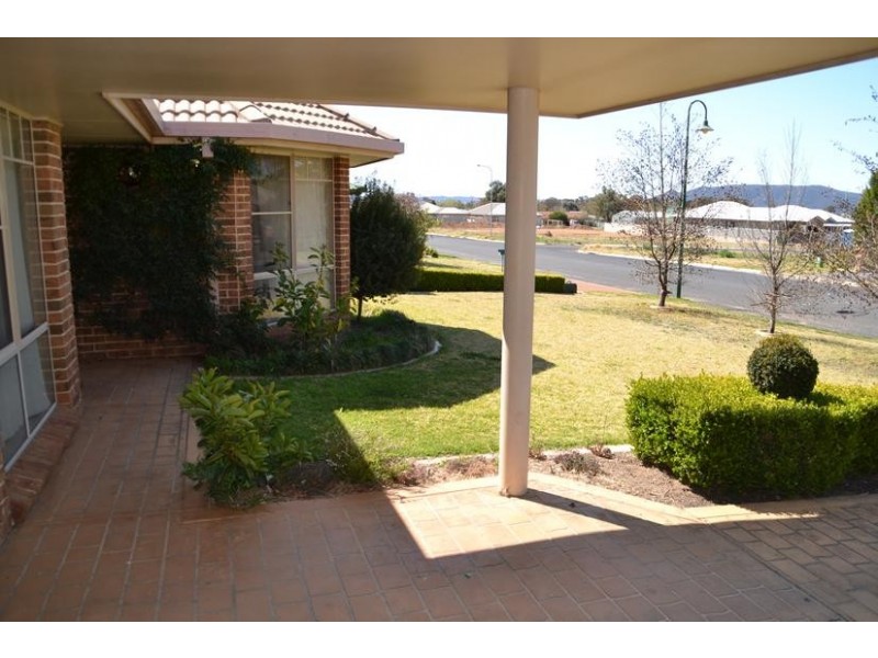 16 Melton Road, Mudgee NSW 2850