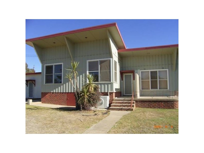 ROBERTSON
STREET, Mudgee NSW 2850