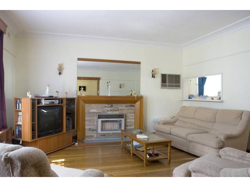 12 Lesley Street, Camberwell VIC 3124