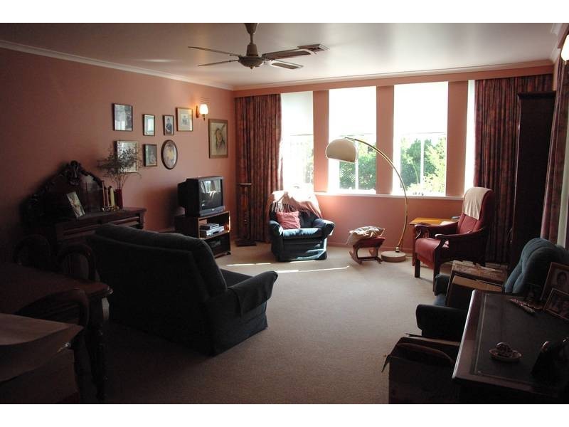 9/6 Balwyn Road, Canterbury VIC 3126