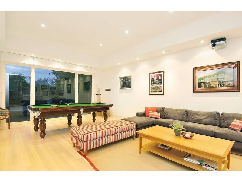 37 Currajong Rd, Hawthorn East VIC 3123