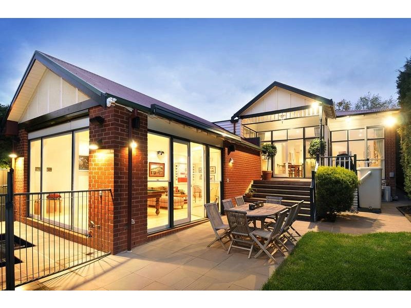 37 Currajong Rd, Hawthorn East VIC 3123