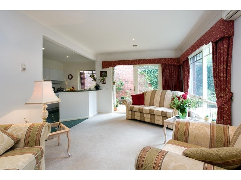 11A Fairholm Grove, Camberwell VIC 3124