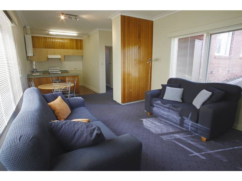 2/28 Donna Buang Street, Camberwell VIC 3124