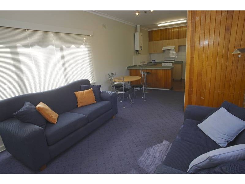 2/28 Donna Buang Street, Camberwell VIC 3124