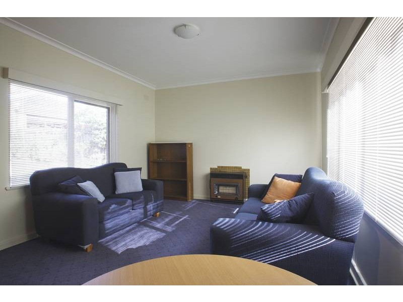 2/28 Donna Buang Street, Camberwell VIC 3124