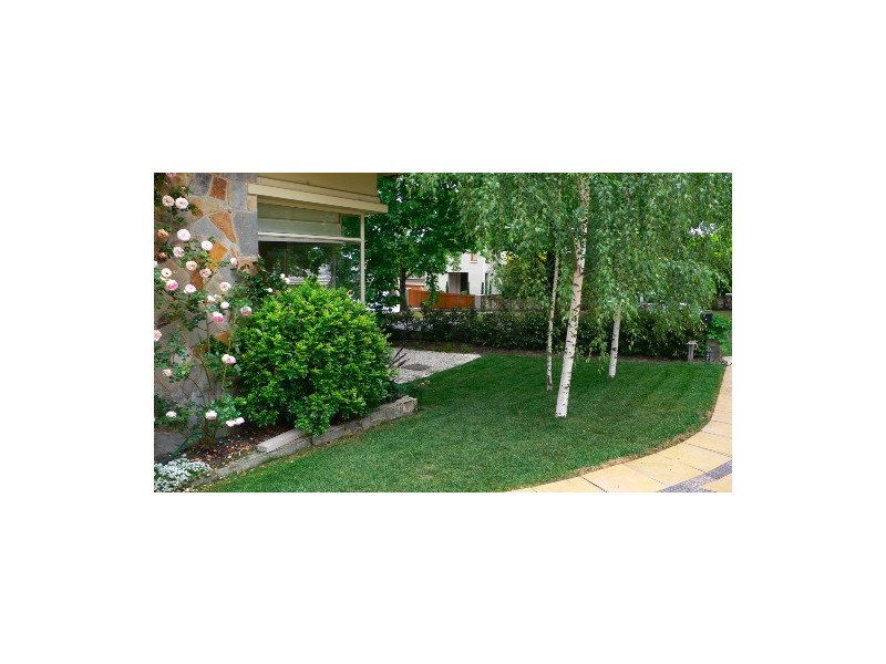 8 Laurel Court, Hawthorn East VIC 3123