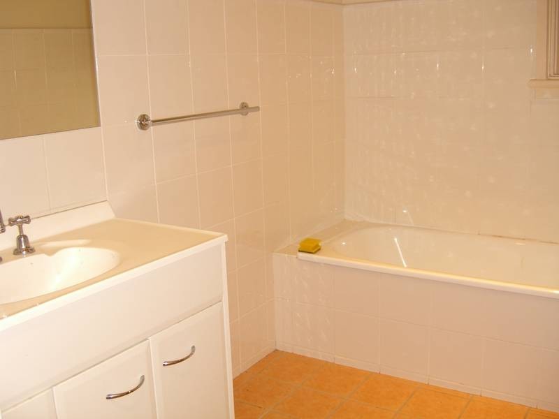 279 Barkers Rd, Hawthorn VIC 3122