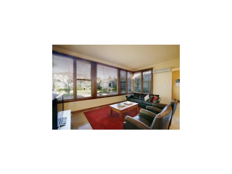 49 Seymour Grv, Hawthorn VIC 3122