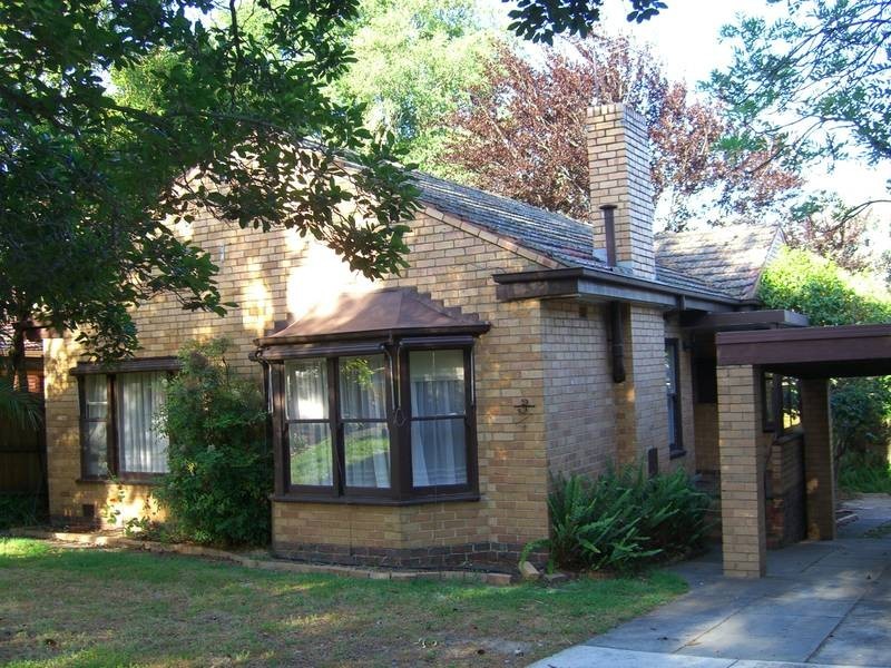 3 Woodlands Ave, Camberwell VIC 3124